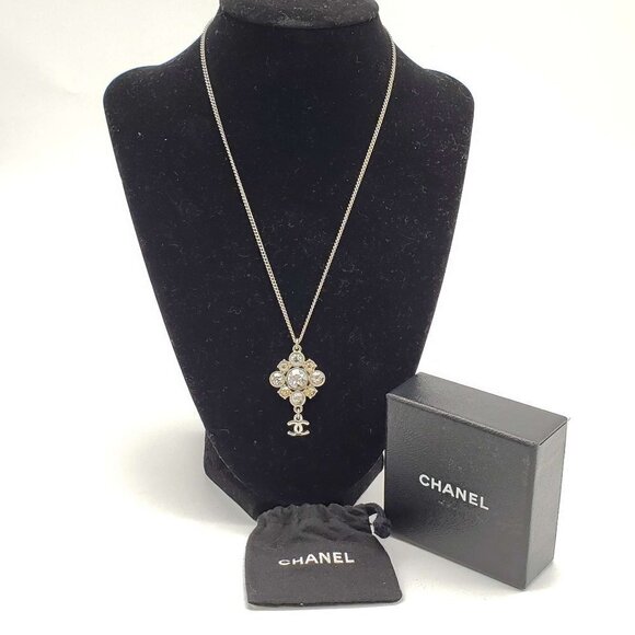100% Authentic CHANEL CC with stone Necklace Silver Color - Picture 13 of 13